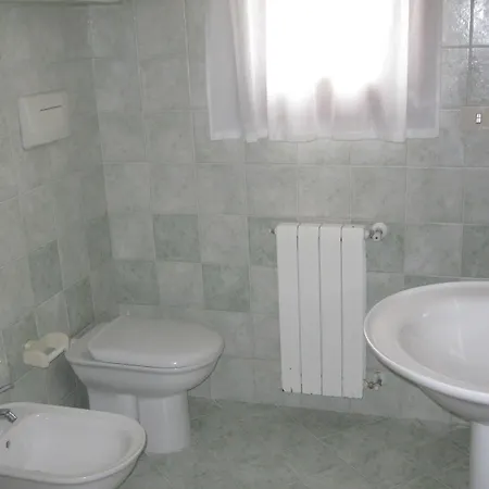 Residence Olbia Гостьовий будинок