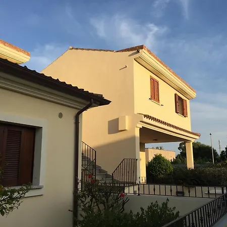 בית הארחה Residence Olbia