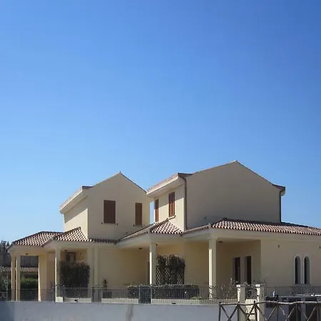 בית הארחה Residence Olbia אולביה