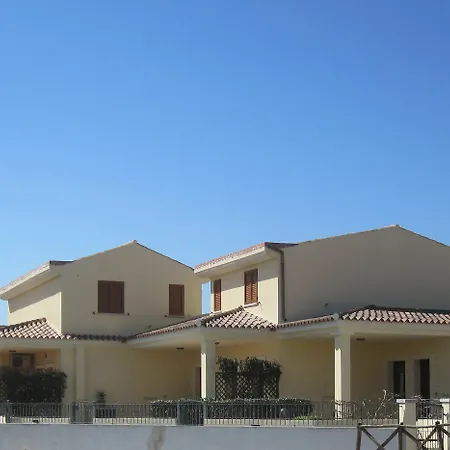 Residence Olbia 3* אולביה