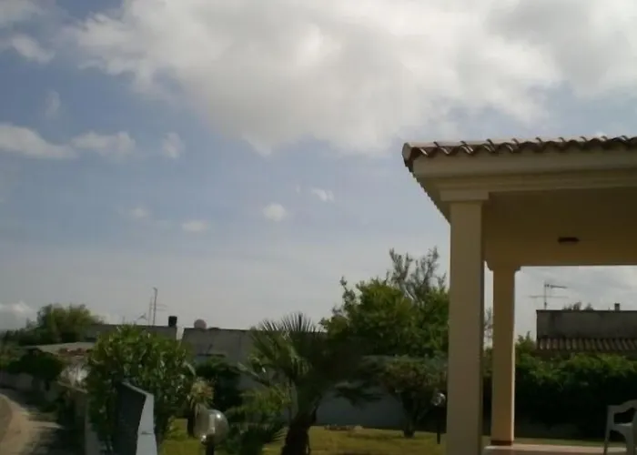 Residence Olbia Гостьовий будинок